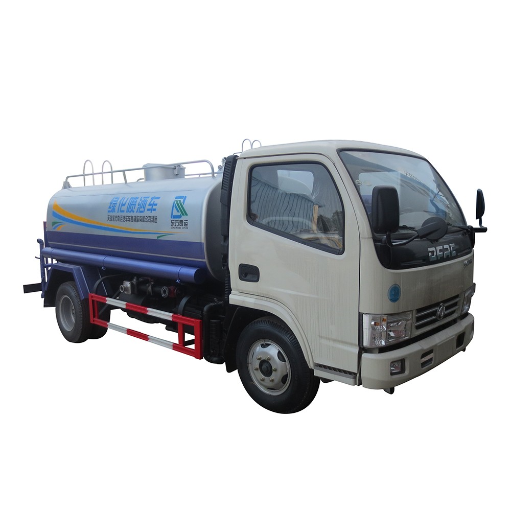 Camion cisterna Dongfeng da 4000 litri
